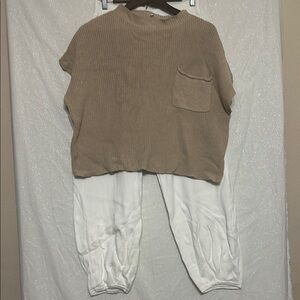 Not Free People! Tan and White Lounge Suit